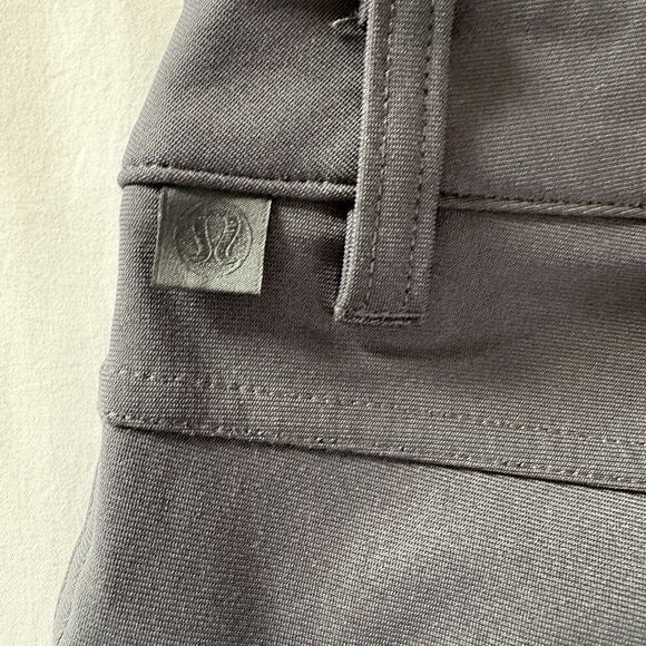 Lululemon ABC Pants Men’s Tag 33 Warpstreme Relaxed Gray Stretch Measure 35x27 - Picture 11 of 12